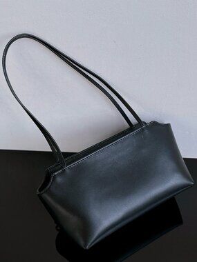 The Row Terrasse To-Go Bag